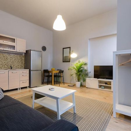 בודפשט I30 Studio Apartment In Central Location. מראה חיצוני תמונה